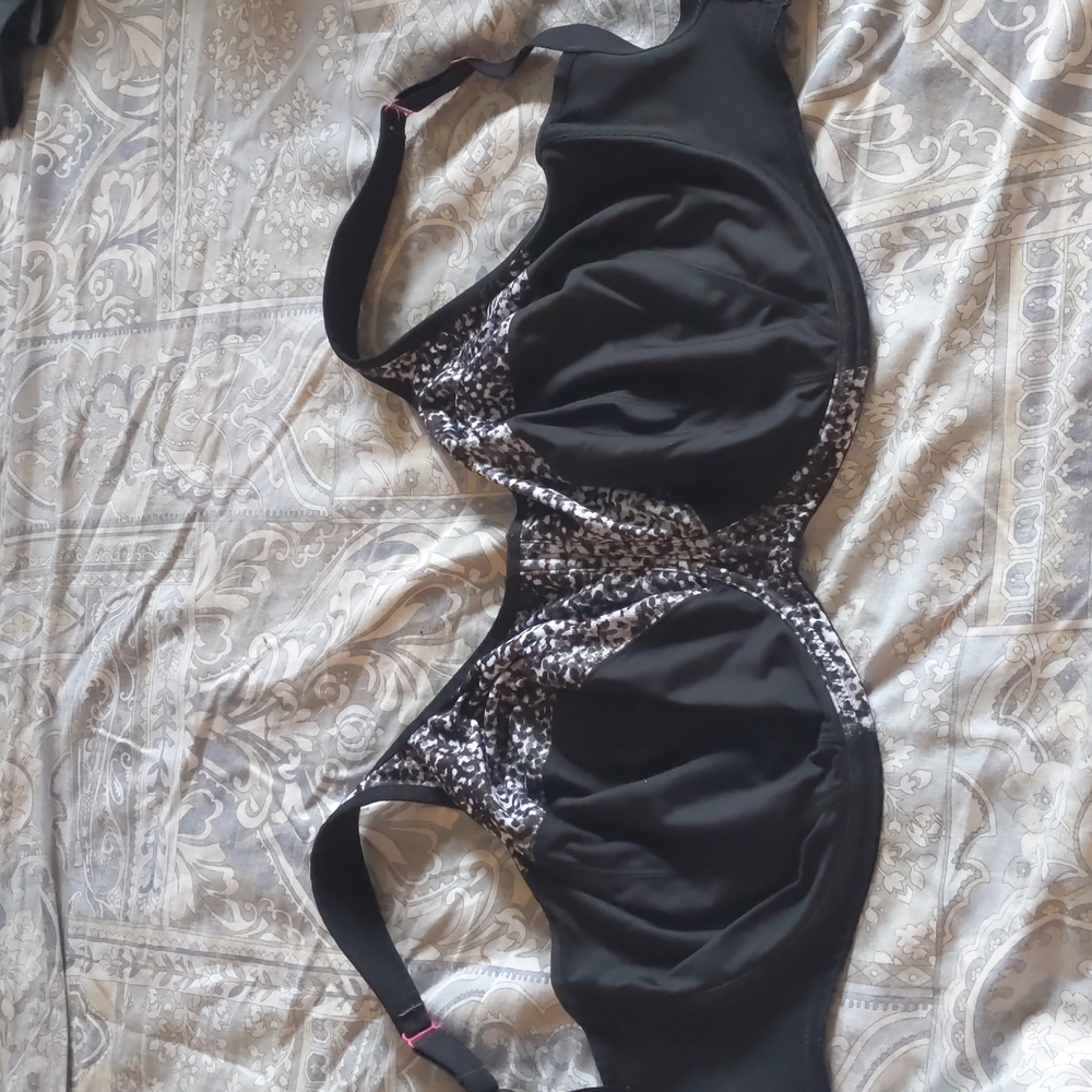 Inspire Bravissimo Sports Bra Size 32L